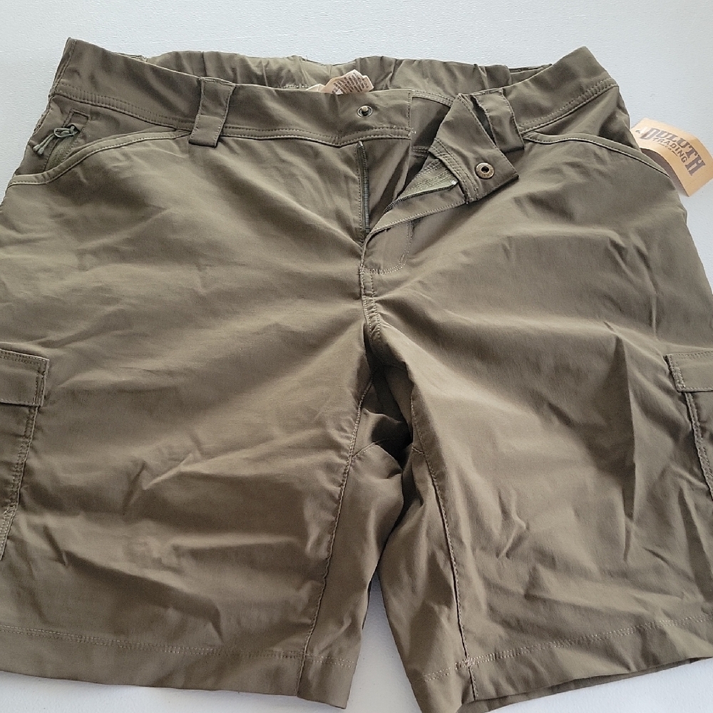 Duluth Trading Co Green Cargo Shorts Lightweight Outdoor Essential